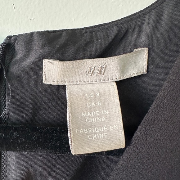 H&M Black Jumpsuit Size 8 - Picture 2 of 4